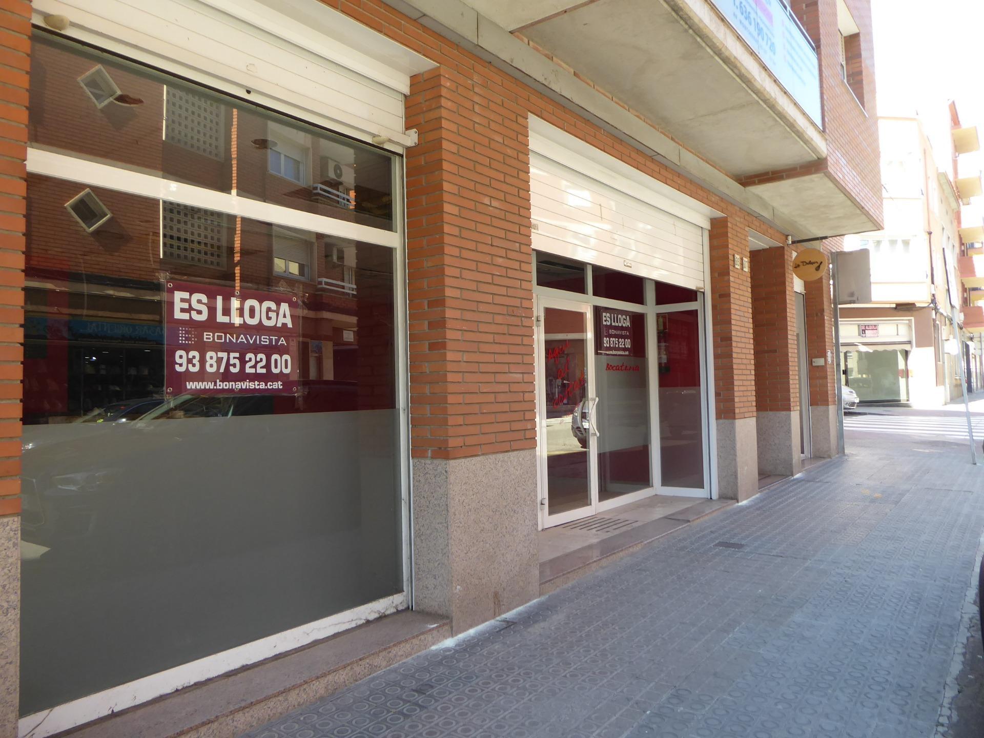 Avenida de Montserrat, Sant Joan de Vilatorrada, Barcelona to rent Interior Photo- Image 1 of 2