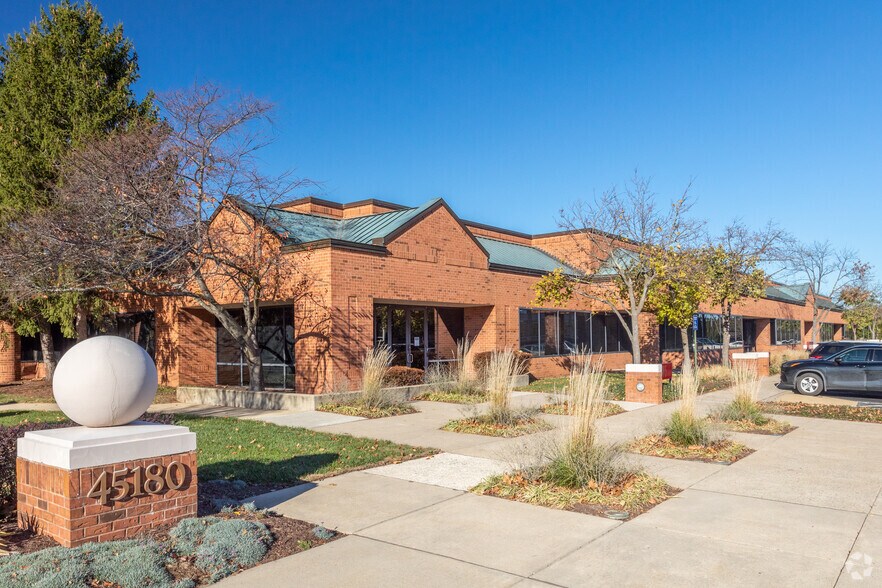 45180 Business Ct, Sterling, VA 20166 | LoopNet UK