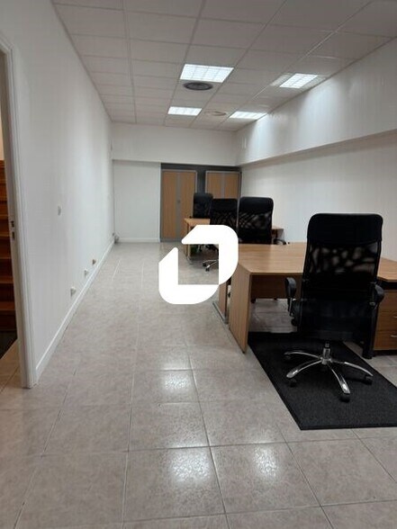Office in Paris for sale - Building Photo - Image 2 of 6