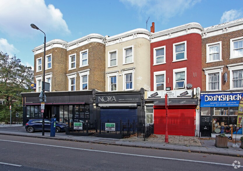 62 Lavender Hl, London for sale - Primary Photo - Image 1 of 1