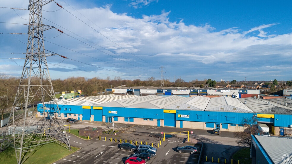 Bloxwich Ln, Walsall to rent - Building Photo - Image 3 of 9