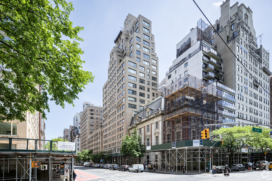 1049 Fifth Ave, New York, NY for sale - Building Photo - Image 1 of 1