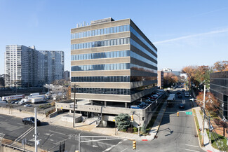 More details for 2125 Center Ave, Fort Lee, NJ - Office for Rent