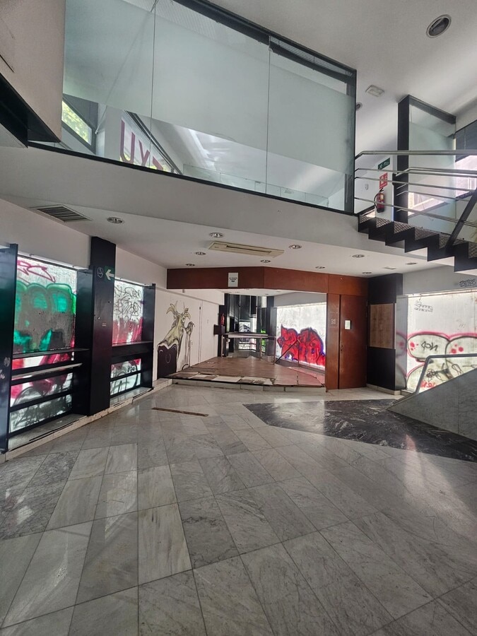 Madrid, MAD 28002 - Unit 1 - - Interior Photo - Image 2 of 19