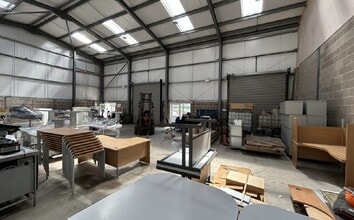 Godney Rd, Glastonbury to rent Interior Photo- Image 1 of 2