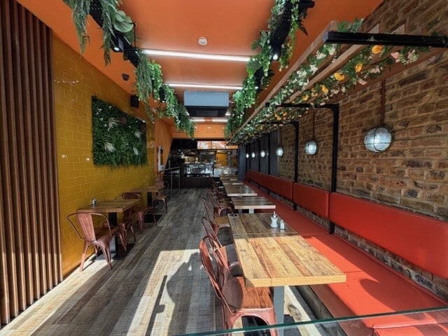 15 Plashet Grv, London to rent Interior Photo- Image 1 of 4