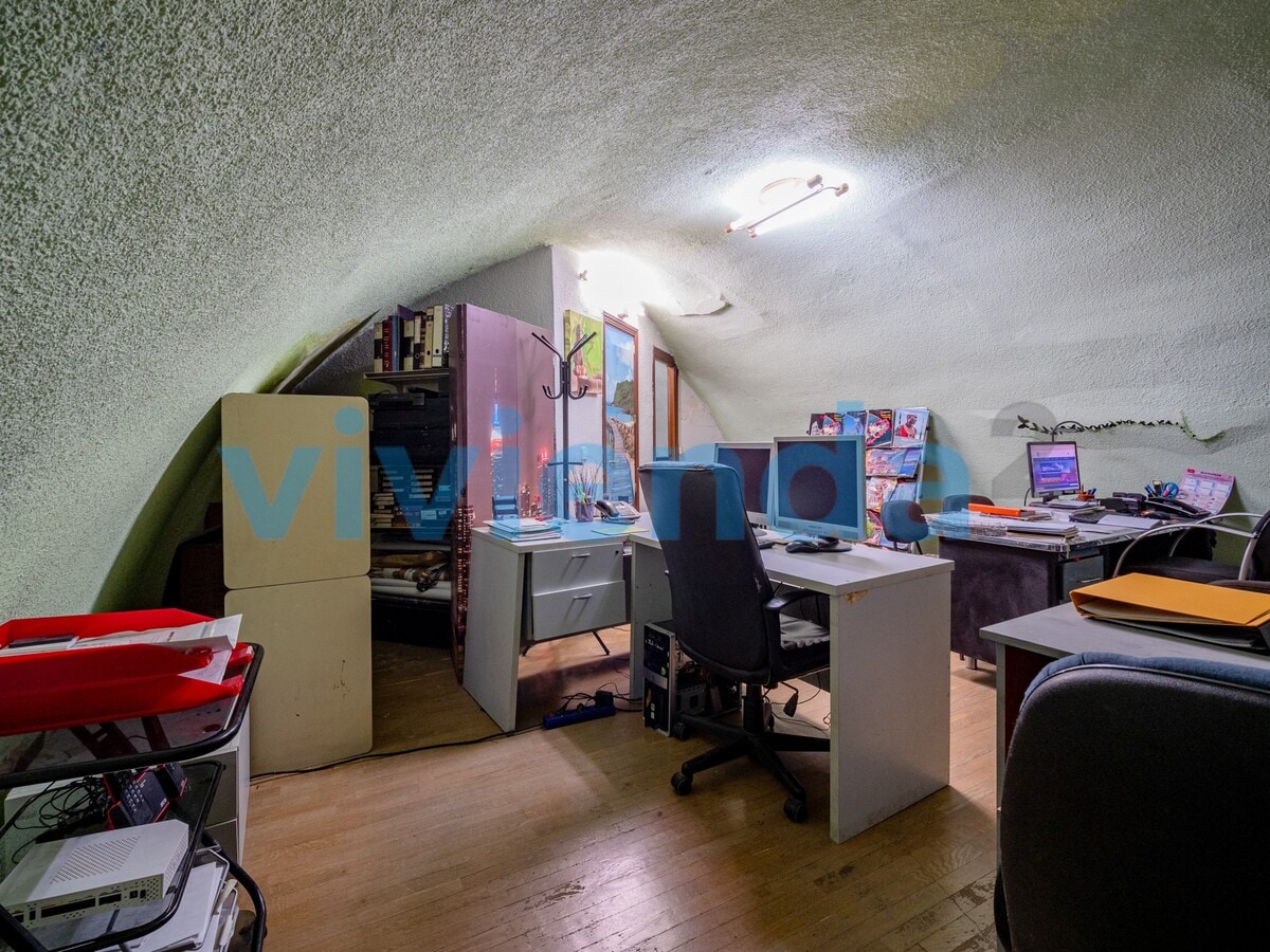 Madrid, MAD 28013 - Unit undefined - - Interior Photo - Image 1 of 8