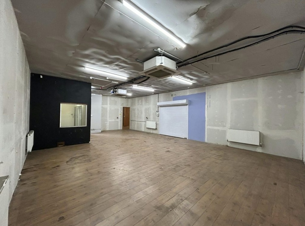 Cavendish Mews, Aldershot to rent Interior Photo- Image 1 of 3