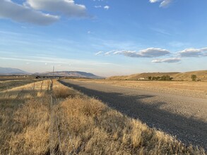 4 Repair Rd, Livingston, MT for sale Primary Photo- Image 1 of 1