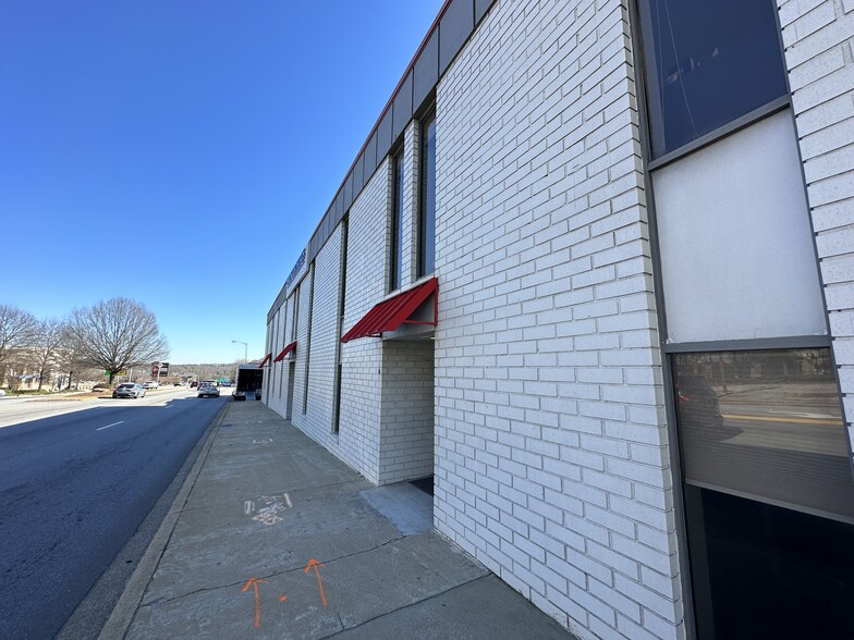 500 E North St, Greenville, SC for rent - Building Photo - Image 2 of 3