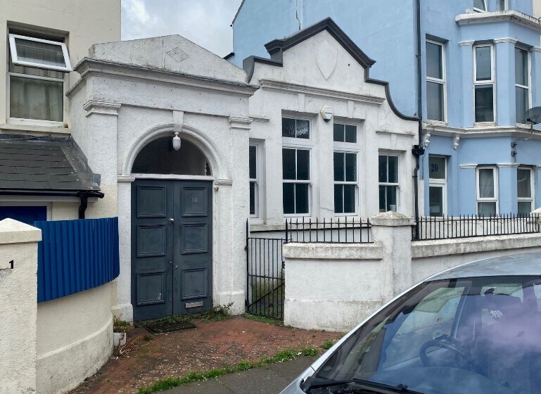 18 Bourne St, Eastbourne for sale Primary Photo- Image 1 of 1