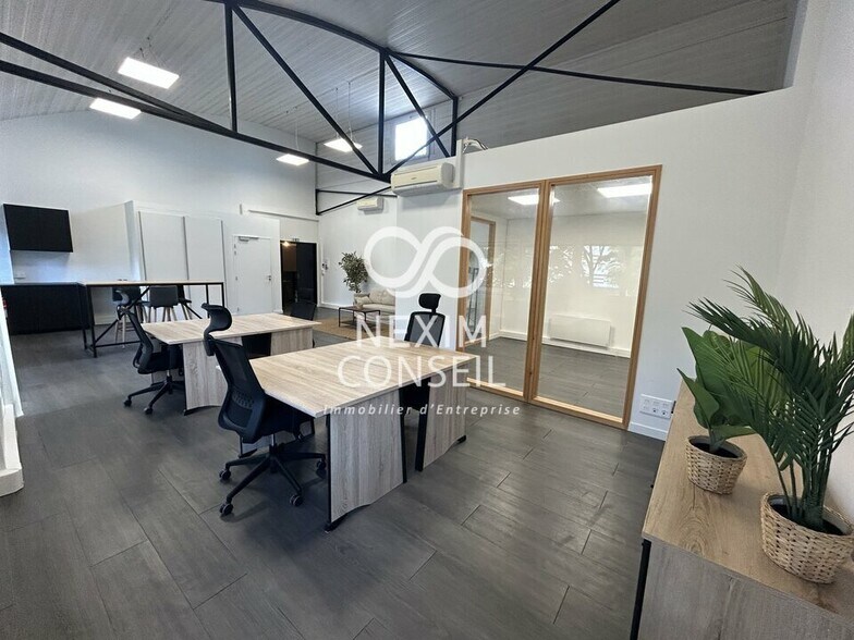 Office in Gennevilliers for sale - Interior Photo - Image 3 of 9