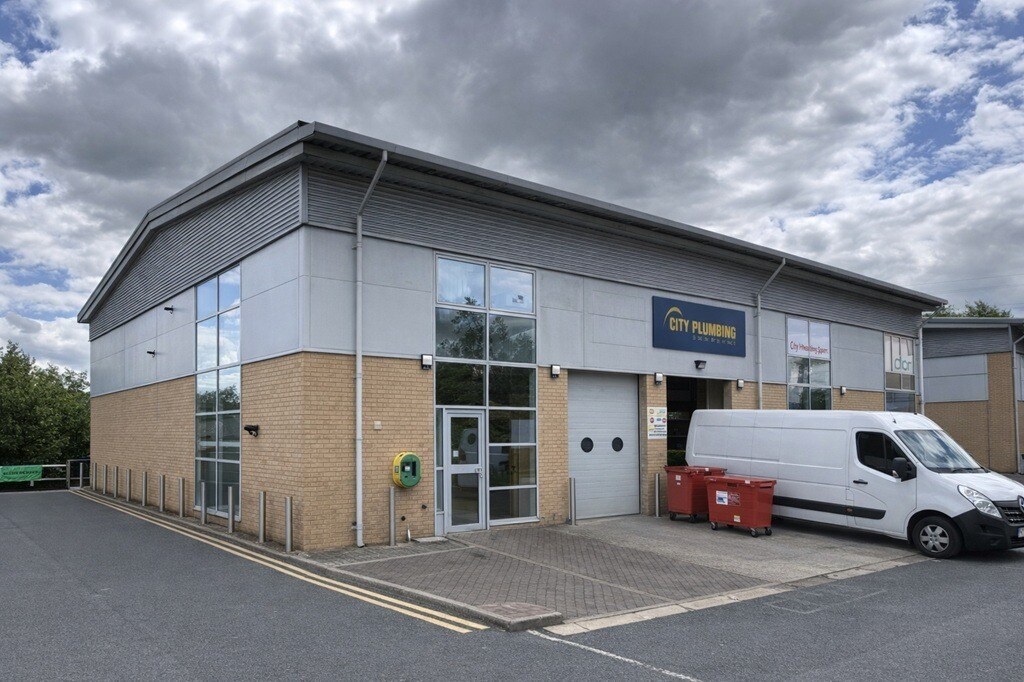 Betony Rd, Malvern to rent Building Photo- Image 1 of 2
