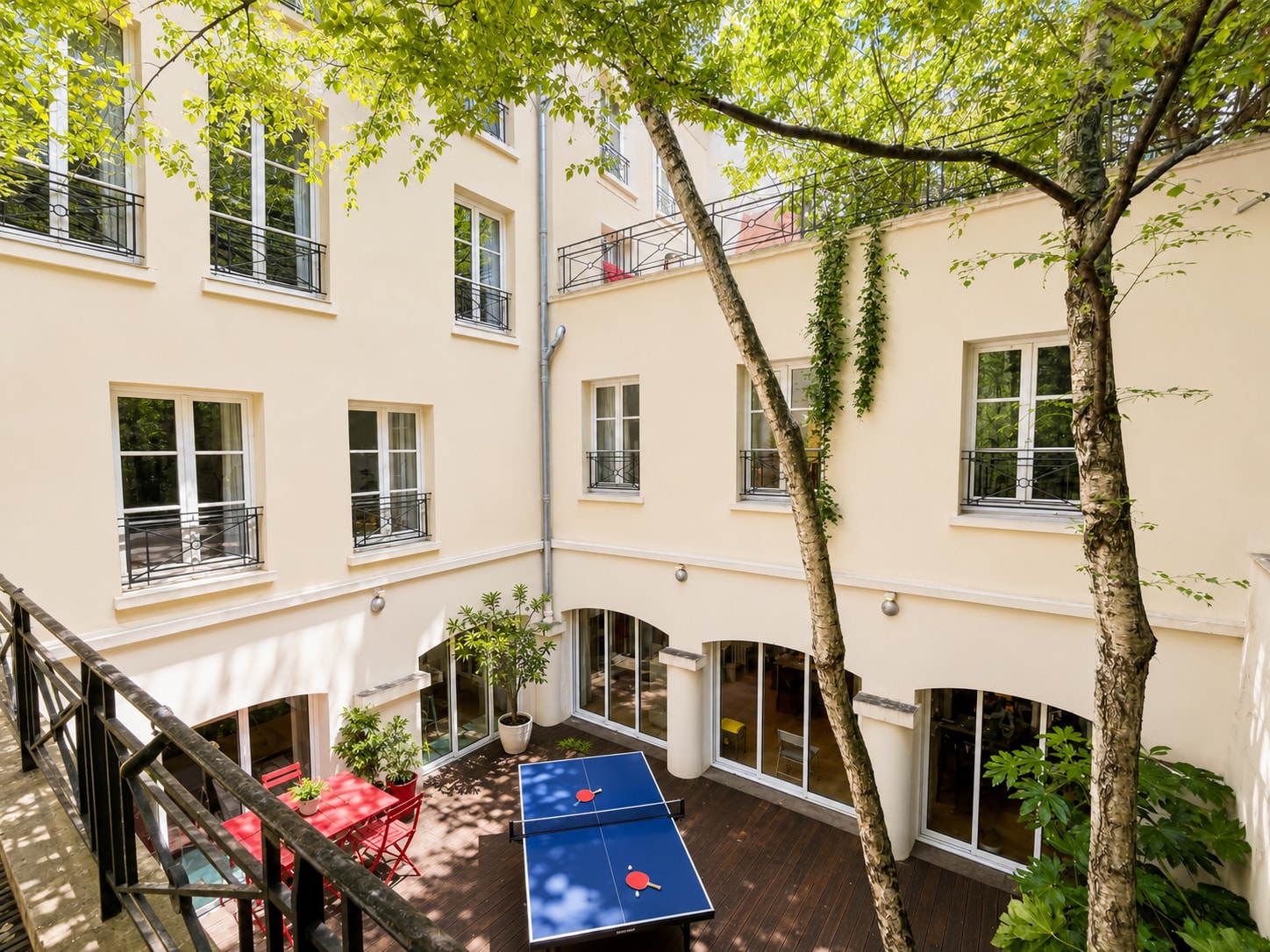 Co-working Space in Paris to rent Building Photo- Image 1 of 13