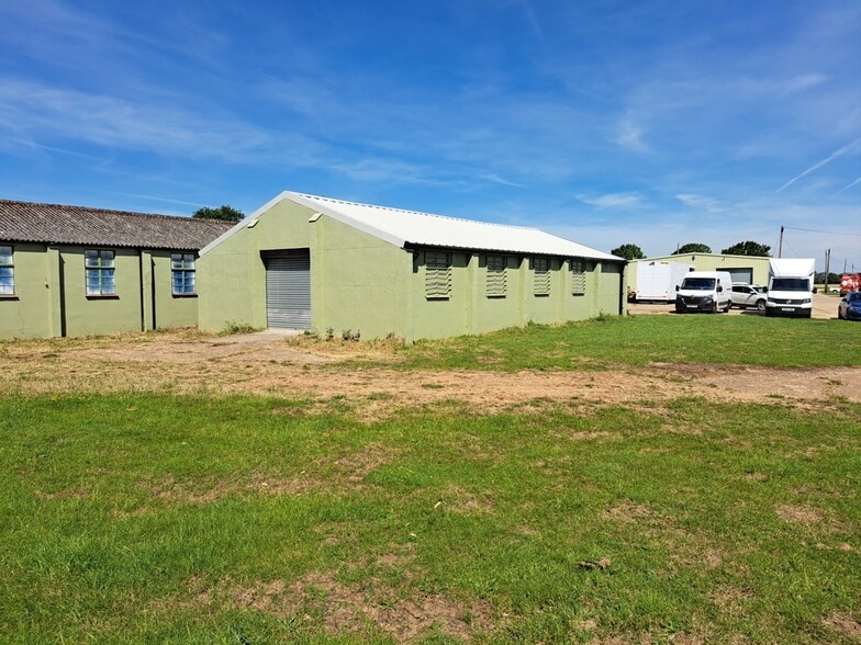 Tachbrook Rd, Little Staughton to rent - Building Photo - Image 1 of 1