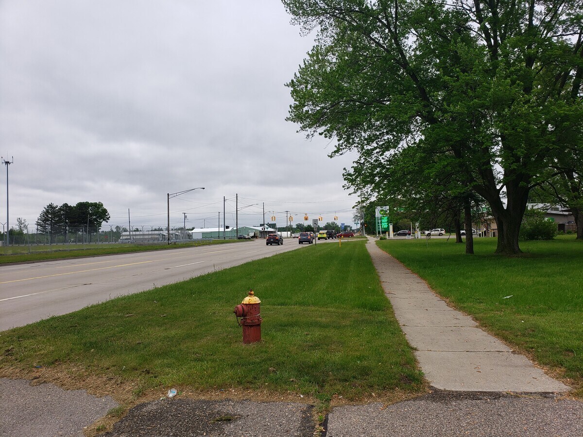 MIDDLEBELT EUREKA, Romulus 48174 0000 MIDDLEBELT RD, ROMULUS, MI