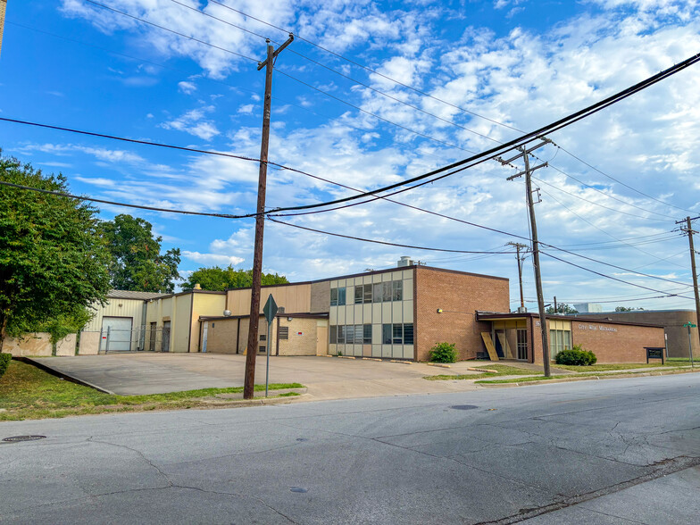 3825 Bryan St, Dallas, TX for sale - Building Photo - Image 1 of 16