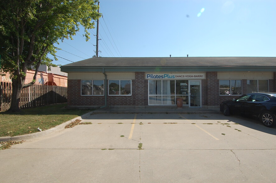 1210 S Gilbert St, Iowa City, IA for rent - Building Photo - Image 1 of 12