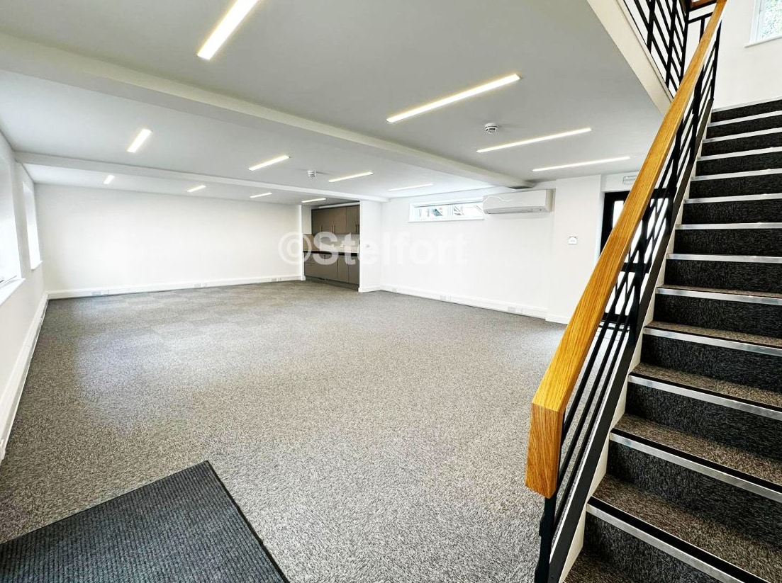 27-29 Vauxhall Grove, London to rent Interior Photo- Image 1 of 5