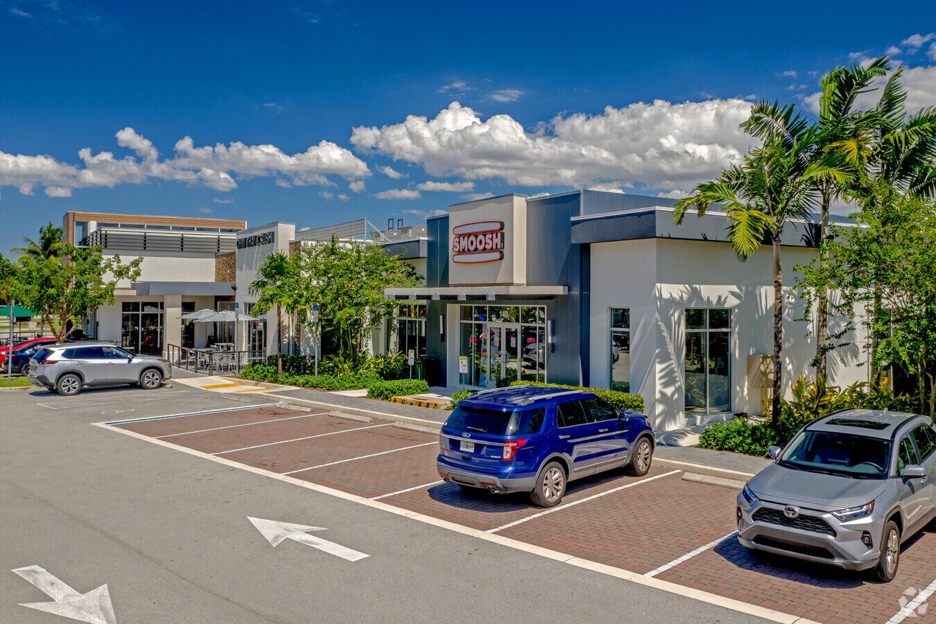 100 S Pine Island Rd, Plantation, FL 33324 UK