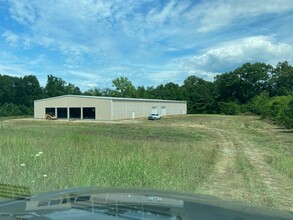 50855 Highway 72, Bridgeport, AL for rent Building Photo- Image 1 of 2