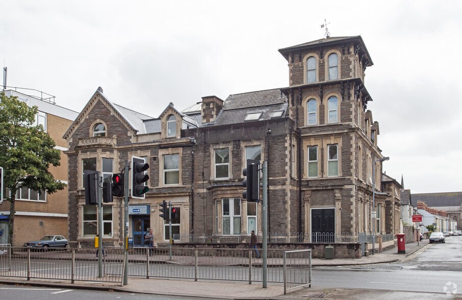 60 Newport Rd, Cardiff for sale - Primary Photo - Image 1 of 1