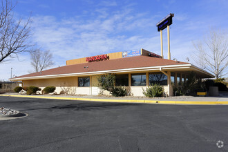 240 W 29th St, Pueblo, CO for rent Primary Photo- Image 1 of 3