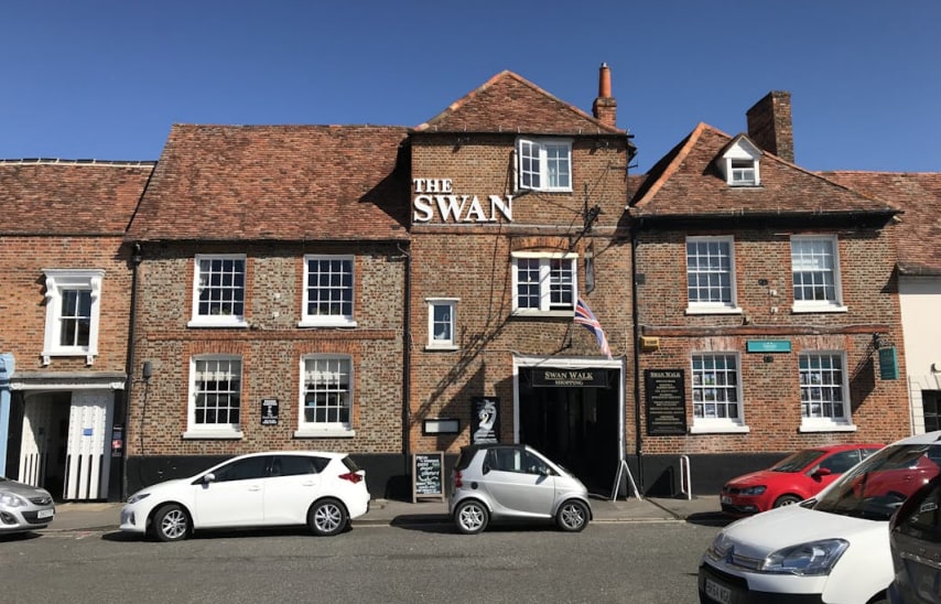 2 Upper High St, Thame to rent Building Photo- Image 1 of 1