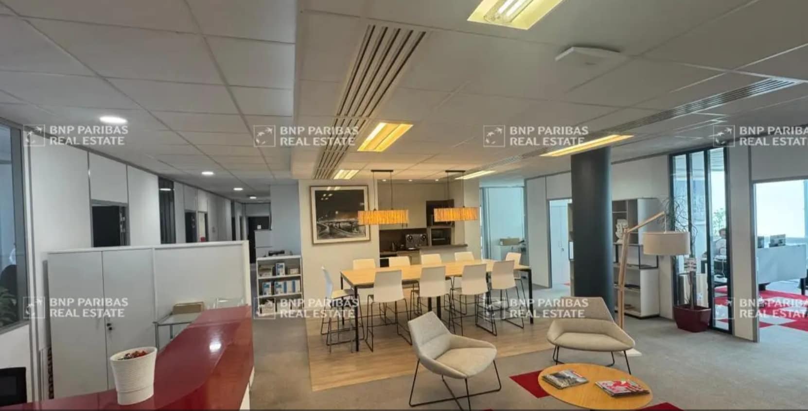 Office in Marseille to rent Interior Photo- Image 1 of 7