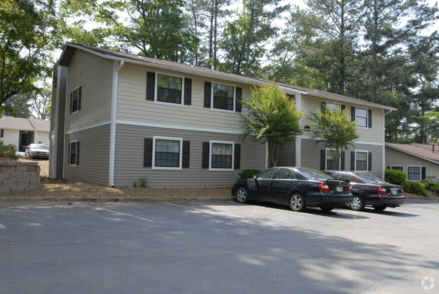 1557 Terrell Mill Rd SE, Marietta 30067 UK