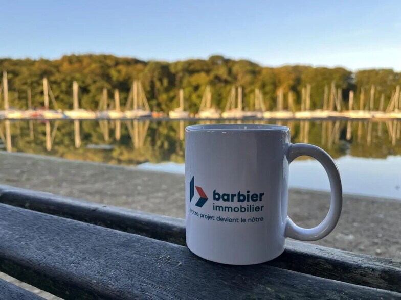 Office in Vannes for sale - Building Photo - Image 3 of 5