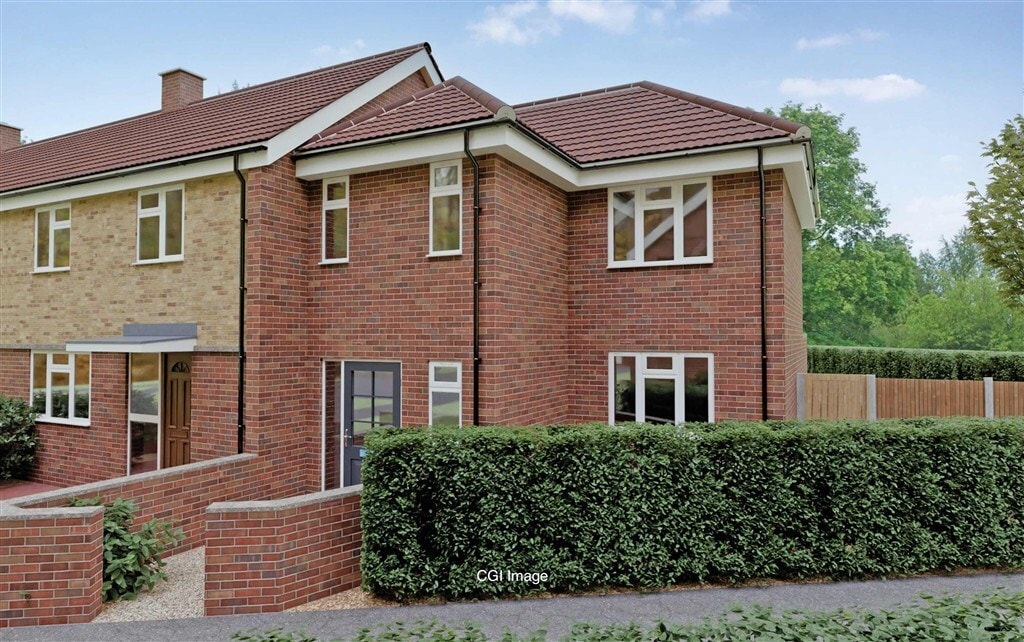 15 Lea Bushes, Watford for sale Primary Photo- Image 1 of 4