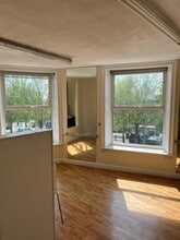 17 Low Ln, Batley to rent Interior Photo- Image 2 of 3