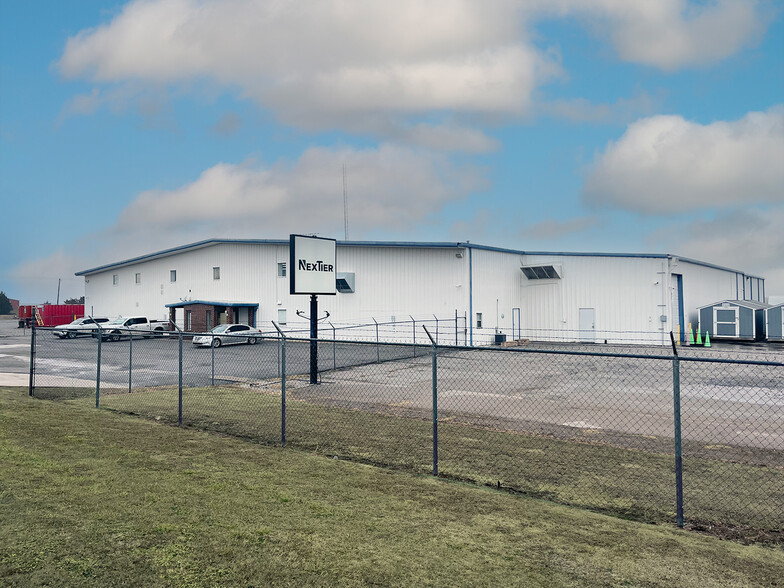 201 Jensen Rd E, El Reno, OK for sale - Primary Photo - Image 1 of 1