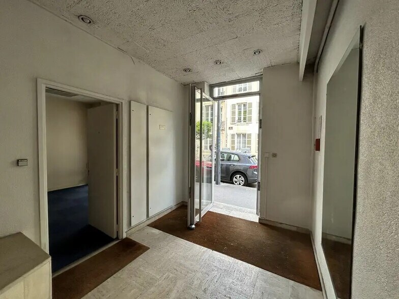 Office in Nancy for sale - Interior Photo - Image 3 of 12