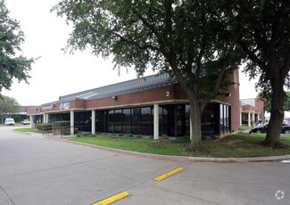 More details for 2550 Midway Rd, Carrollton, TX - Light Industrial for Rent