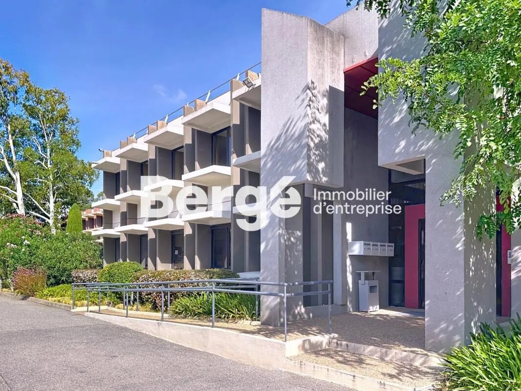 Office in SOPHIA ANTIPOLIS to rent Building Photo- Image 1 of 14
