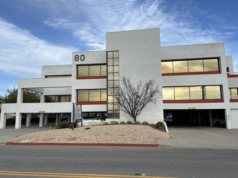 80 Wood Rd, Camarillo, CA for rent - Building Photo - Image 3 of 7