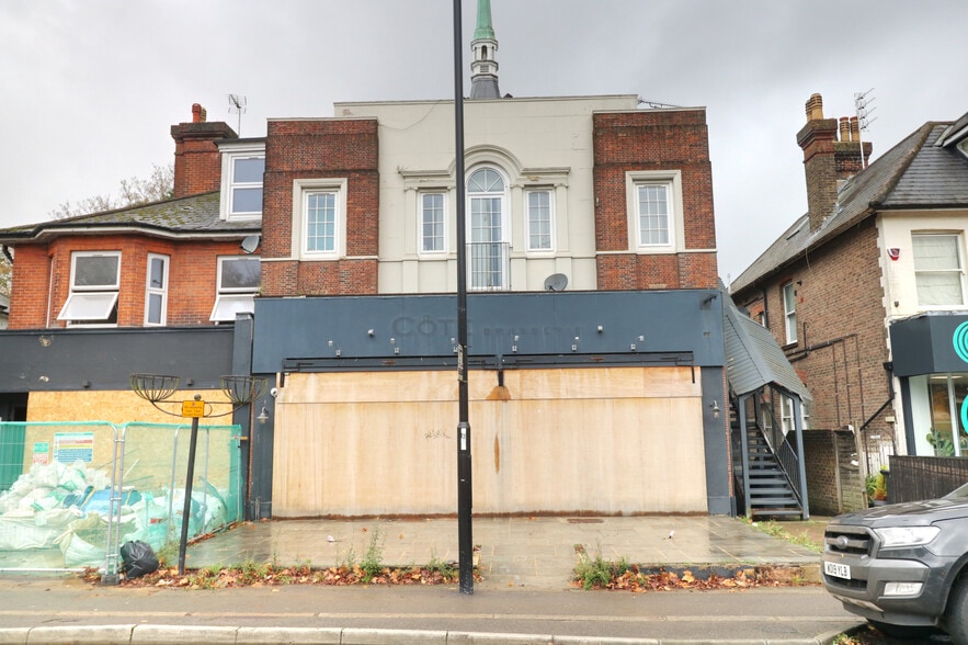 59-61 The Broadway, Haywards Heath to rent - Building Photo - Image 1 of 1