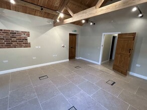 Rectory Rd, Hereford for rent Interior Photo- Image 2 of 3