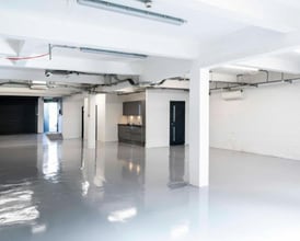 10 Cullen Way, London to rent Interior Photo- Image 2 of 2