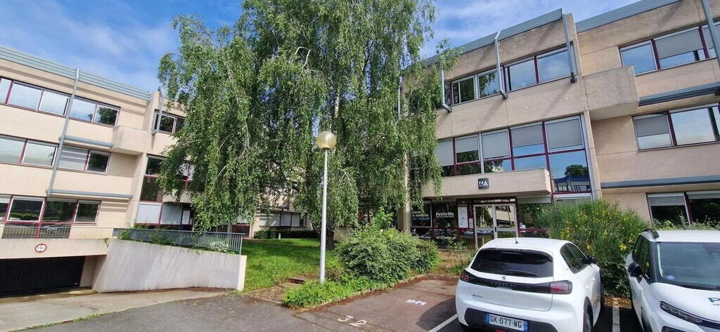 Vente Bureaux 73 m² - Photo 1
