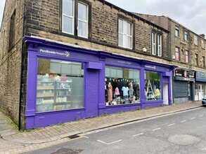12-16 Dockray St, Colne to rent Building Photo- Image 1 of 4