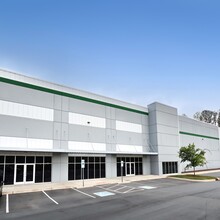 4250 Business Center Dr, Charlotte, NC for rent Building Photo- Image 1 of 6