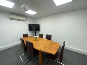 1 Electric Whar, Coventry to rent Interior Photo- Image 2 of 9
