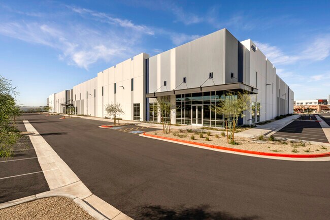 More details for 4833 E Washington St, Phoenix, AZ - Industrial to Rent