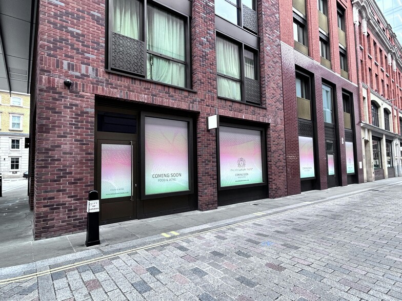 90 Bartholomew Clos, London to rent - Building Photo - Image 2 of 6