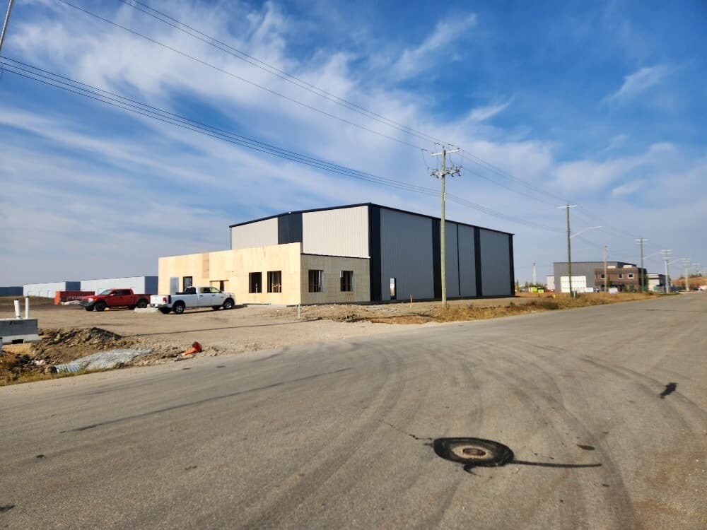 7304 33 St, Leduc T9E 1J8 LBP BUILDING 4