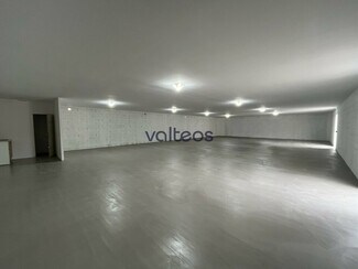More details for 93 Rue De Maubec, Toulouse - Light Industrial to Rent