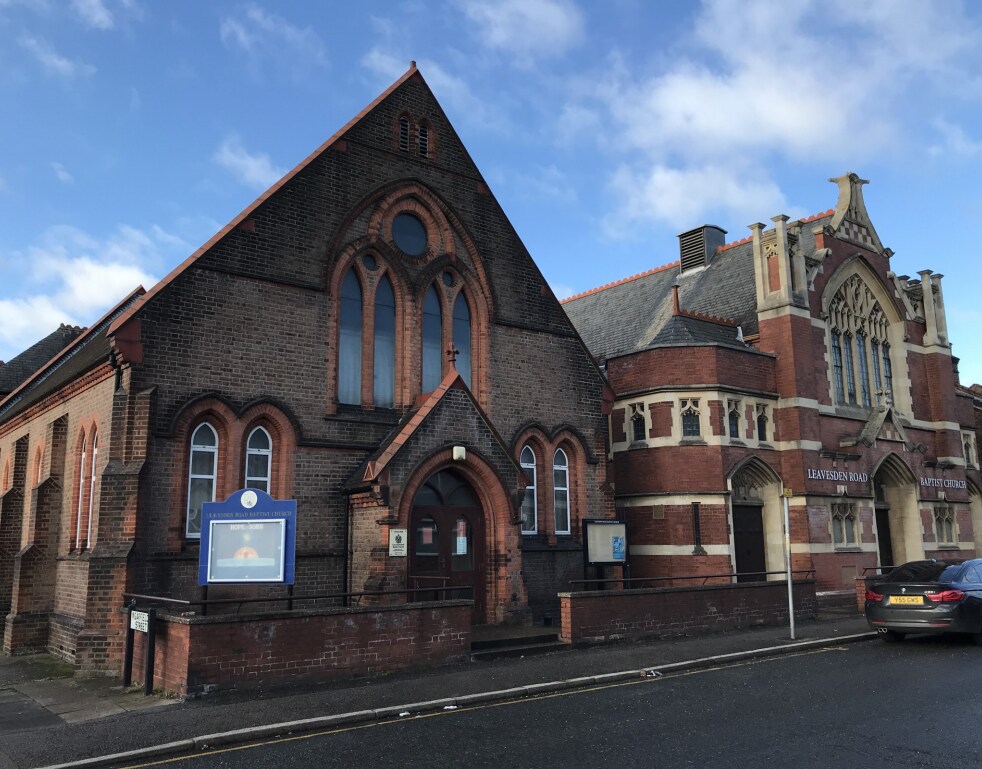 112 Leavesden Road St, Watford for sale Primary Photo- Image 1 of 1